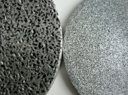 Poröses Aluminium - eine option zu Sintermetall und Metallschaum
