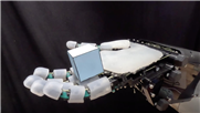 Neue Roboterhand packt zu wie ein Mensch