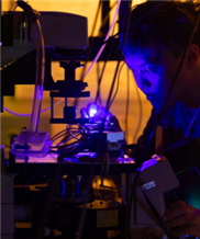 Haarfeine LEDs für optische Datenübertragung